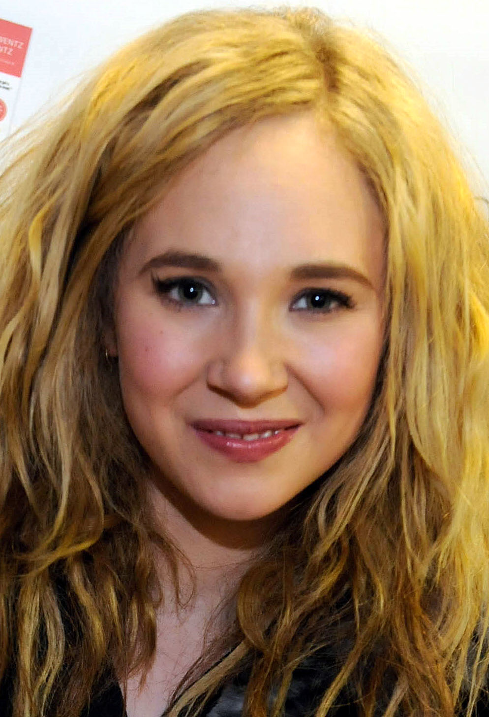 Juno Temple was never the comic-relief hire